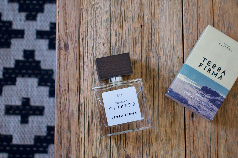 What do Thomas Clipper's men's aftershaves and colognes smell like?